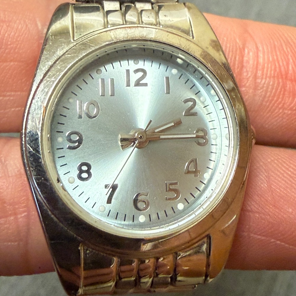 FMD Silver Tone Expansion Band Watch Japan Movement  Mens Womens New Battery